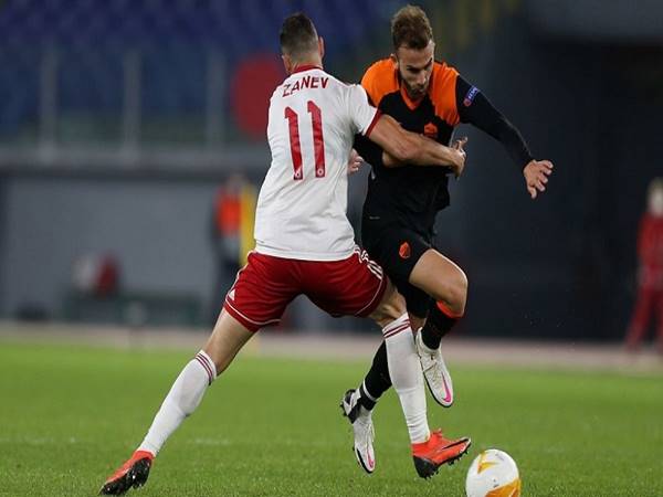 Soi kèo bóng đá giữa CSKA Sofia vs Roma, 0h45 ngày 10/12