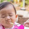 Biếng ăn sinh lý là tình trạng em bé tạm thời ăn ít hơn bình thường