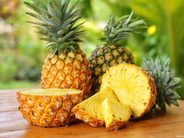 Dứa là loại quả nhiệt đới giàu vitamin và khoáng chất có lợi cho sức khỏe