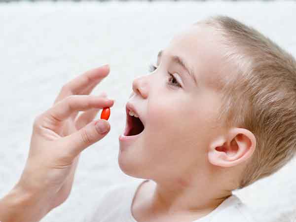 Có nên bổ sung vitamin tổng hợp cho bé không?