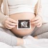 Bé vận động tích cực khi siêu âm là một trong những dấu hiệu thai 21 tuần khỏe mạnh